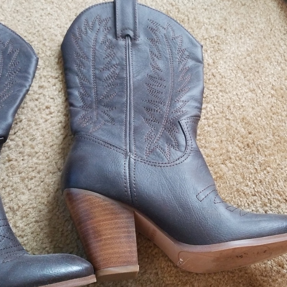 Cowboy boots
